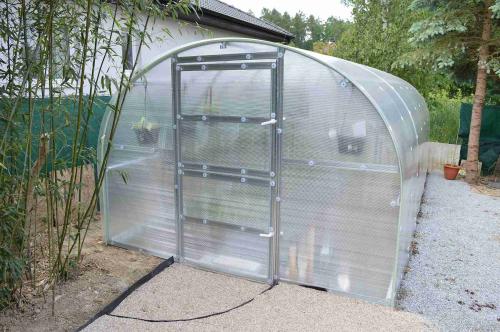 szklarnia LANITPLAST TIBERUS 3x8 m PC 4 mm