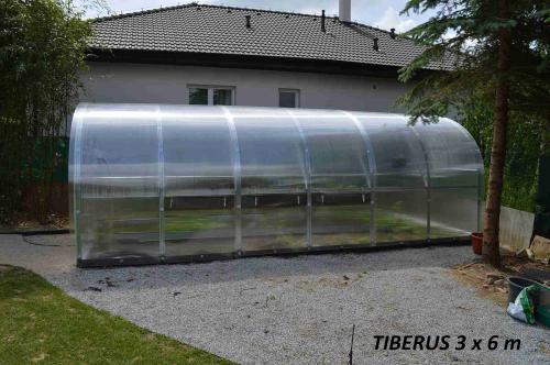 szklarnia LANITPLAST TIBERUS 3x8 m PC 4 mm
